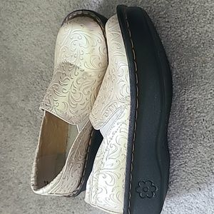 Ingaro Ducky 18 clogs